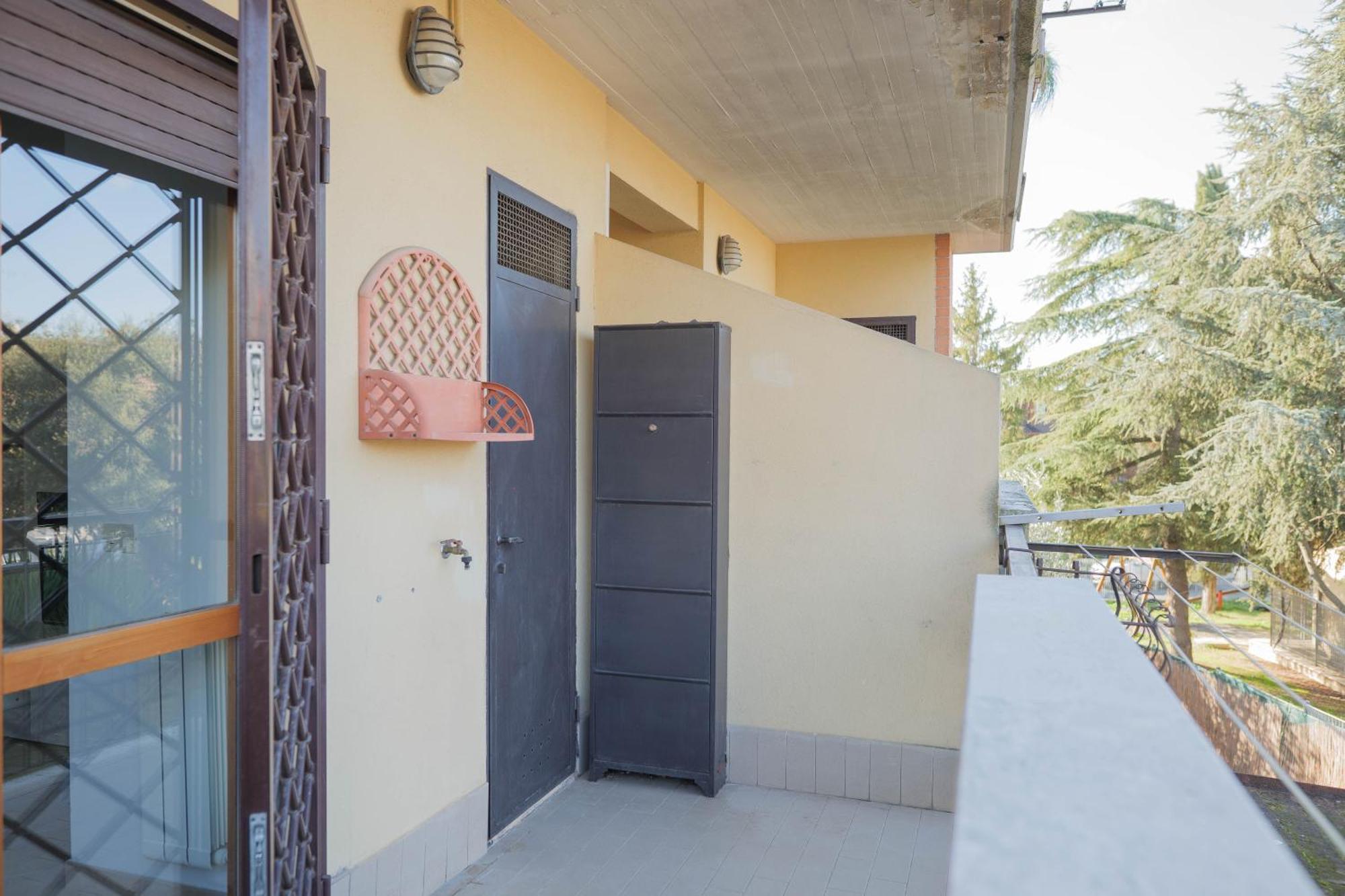 Casa Ghandi Vicino A Roma Con Box Auto E Wi-Fi Monterotondo Kültér fotó